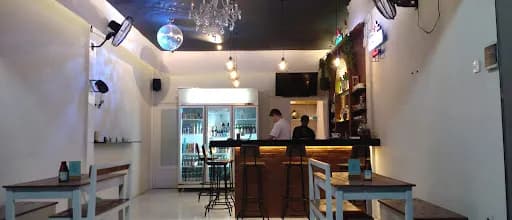 HideAway Beans & Booze - Main Image