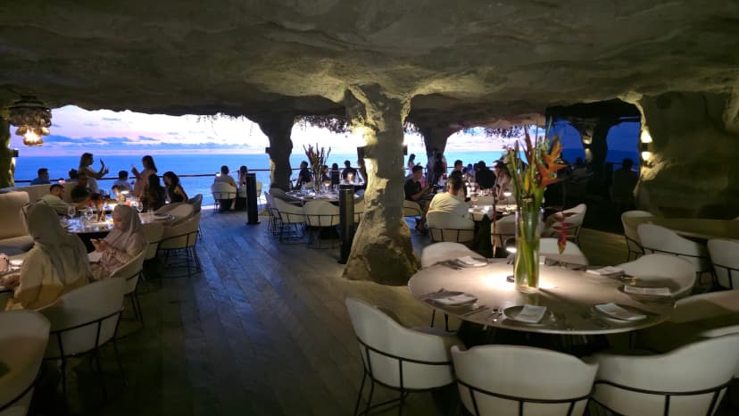 Rockfish at The Uluwatu - Main Image