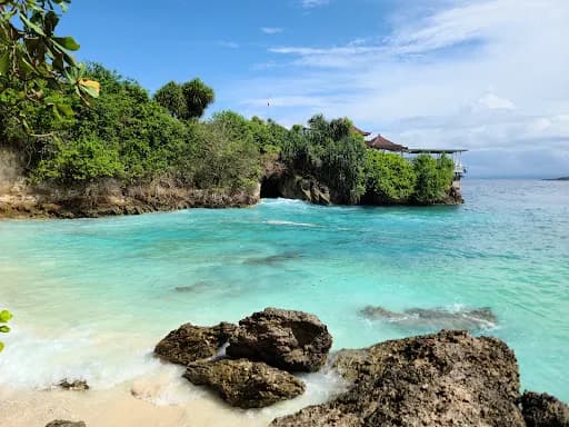 Secret Point Beach - Main Image