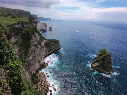 Banah Cliff Point - Main Image