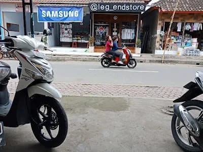 leg_endstore - Main Image
