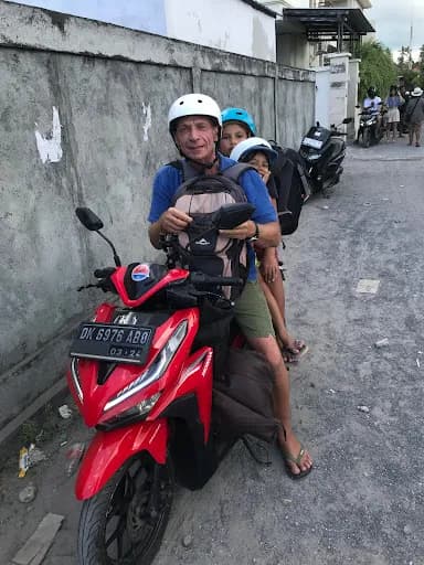Scooter rental and tour driver - Main Image