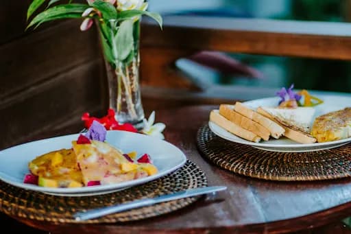 The Kurnia Guest House & Spa - Main Image