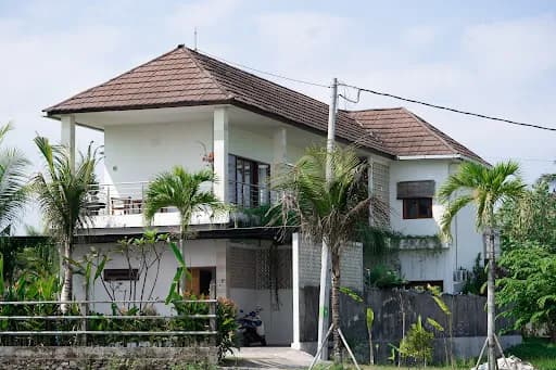 Three Palms medewi - Main Image