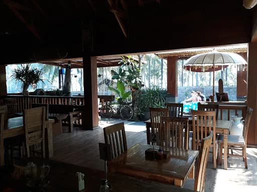 Hotel Medewi Beach Inn Cafe - Main Image
