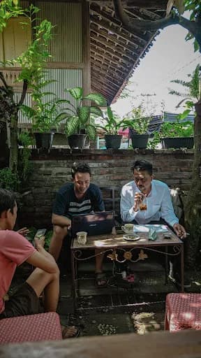 Taste coffee - Main Image