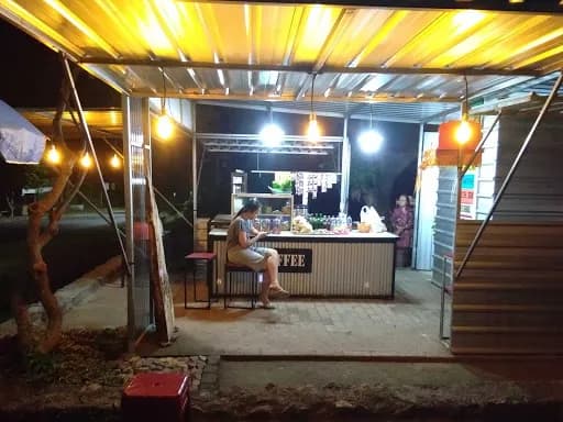 Warung jaje laklak, kopi, nasi jinggo - Main Image