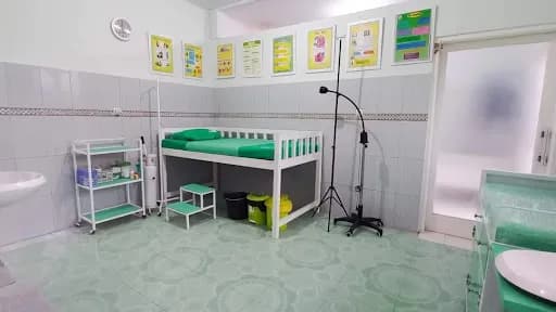 Bidan Rani Yesinta - Main Image