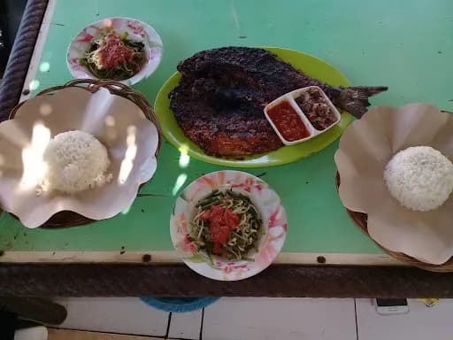 warung ikan bakar kubu apilan - Main Image