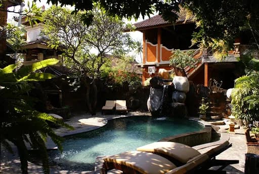 Chonos Hotel - Main Image