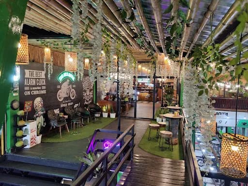 Edie Arta Bar & Resto - Main Image