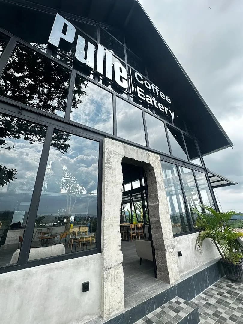 PULLE COFFEE & EATERY - Main Image