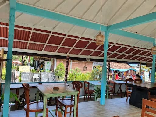 CAFE BENZA at Tirtagangga - Main Image