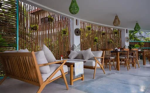 Orlowsky Discovery Candidasa Restaurant - Main Image