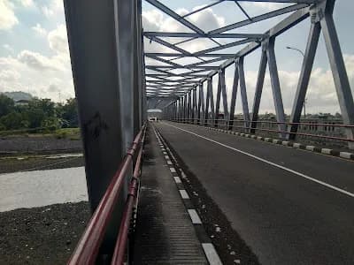 Jembatan Merah Proyek Pusat Kebudayaan Bali - Main Image