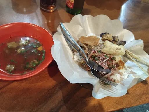 Warung Nasi Lawar Dugong 21 - Main Image