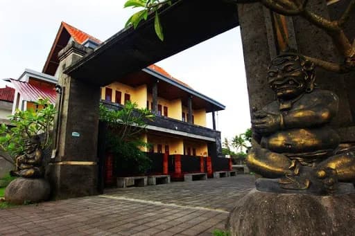 Arsuma Guest House - Main Image
