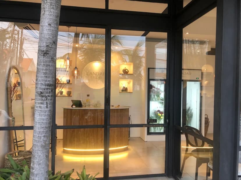 LANDAU STUDIO - Main Image