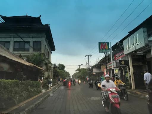 Central Parking Monkey Forest Ubud - Main Image
