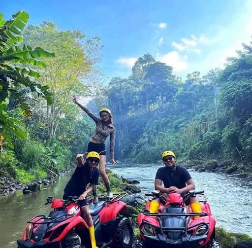 Bali Experienced Driver I Tour and Transport Ubud - Main Image