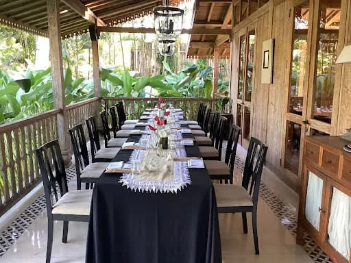Kayumanis Resto Jimbaran - Main Image