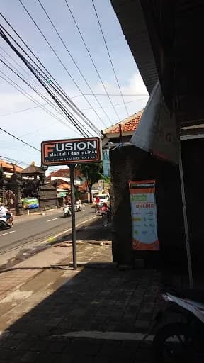 Fusion Alat Tulis dan Mainan - Main Image