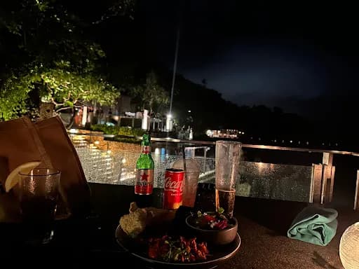 Forest Bar - Main Image
