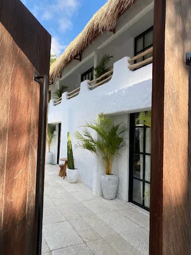 Amara Uluwatu - Main Image