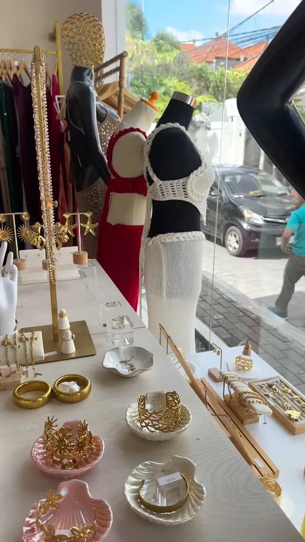 Sanaya Jewelry - Bali Charms Bar - Main Image