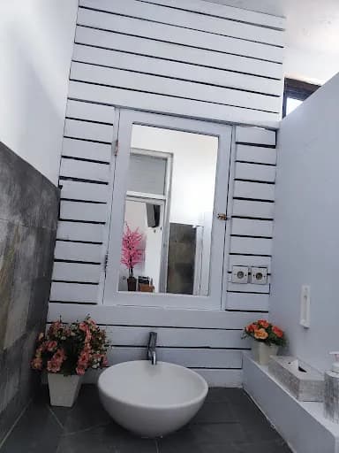 Bali Smile Teeth Whitening Seminyak - Main Image