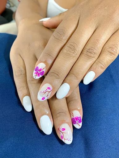 Ombré Nails Studio Bali - Main Image