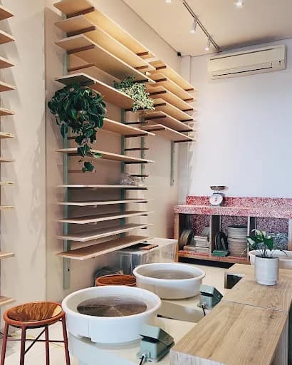 Bumii Pottery - Main Image