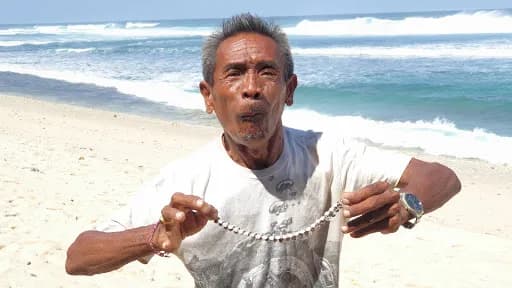 I Wayan Leper "Handcrafted natural jewelry" - Main Image