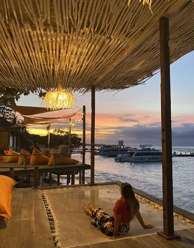 Kul de Sak Beach Bar - Main Image