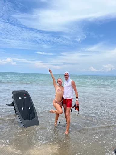 Efoil school Bali – Fly board — Electric surfing - Main Image