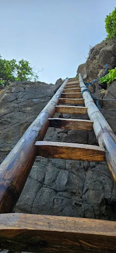 Pantai Pasir Hitam 4