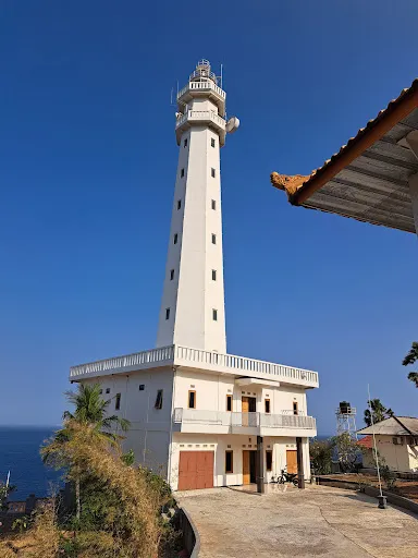 Gili Selang Lighthouse 1