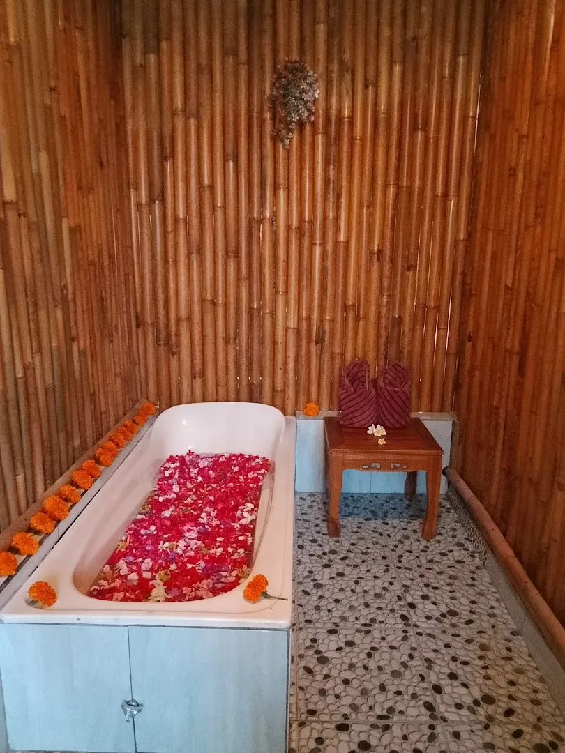 Lipah Bliss Spa 4