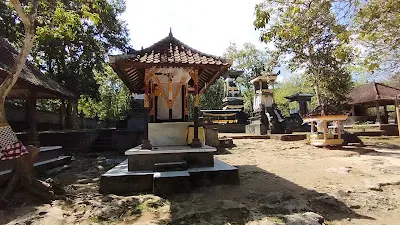 Pura Dhang Kahyangan Prapat Agung Temple 1