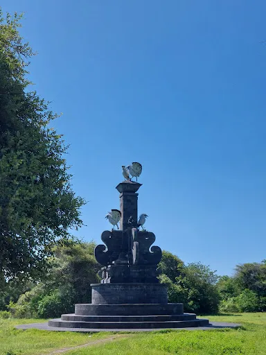 Pantai Karangsewu, Balai Taman Nasional Bali Barat 2