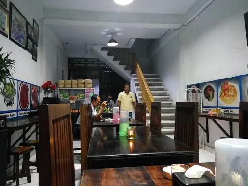 Warung Papet Rica-rica 4