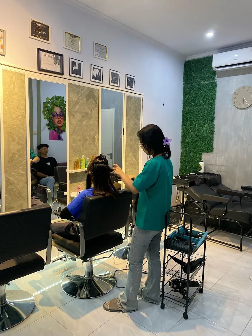 Salon 88 Banyuwangi & Spa 2