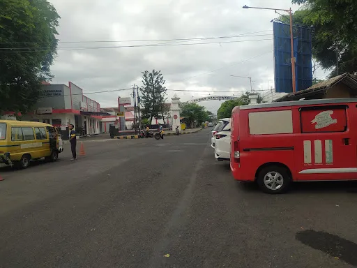 Pasar Blambangan Timur Jalan 2