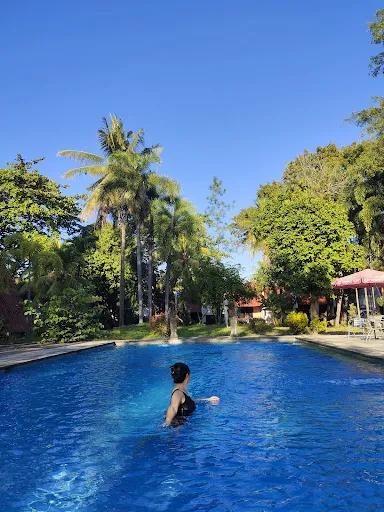 Votel Manyar Hotel & Resort 2