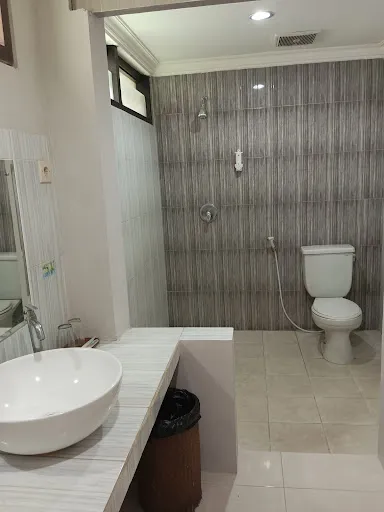 Votel Manyar Hotel & Resort 3