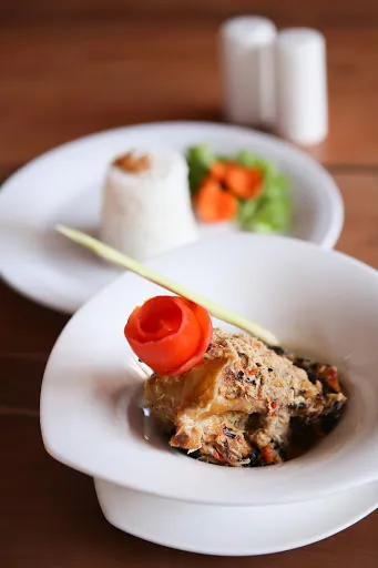 Osing Deles Cafe & Resto 1