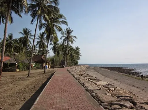 Pantai Baluk Rening 2