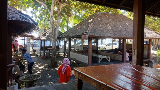 Pondok Waru Seafood 1
