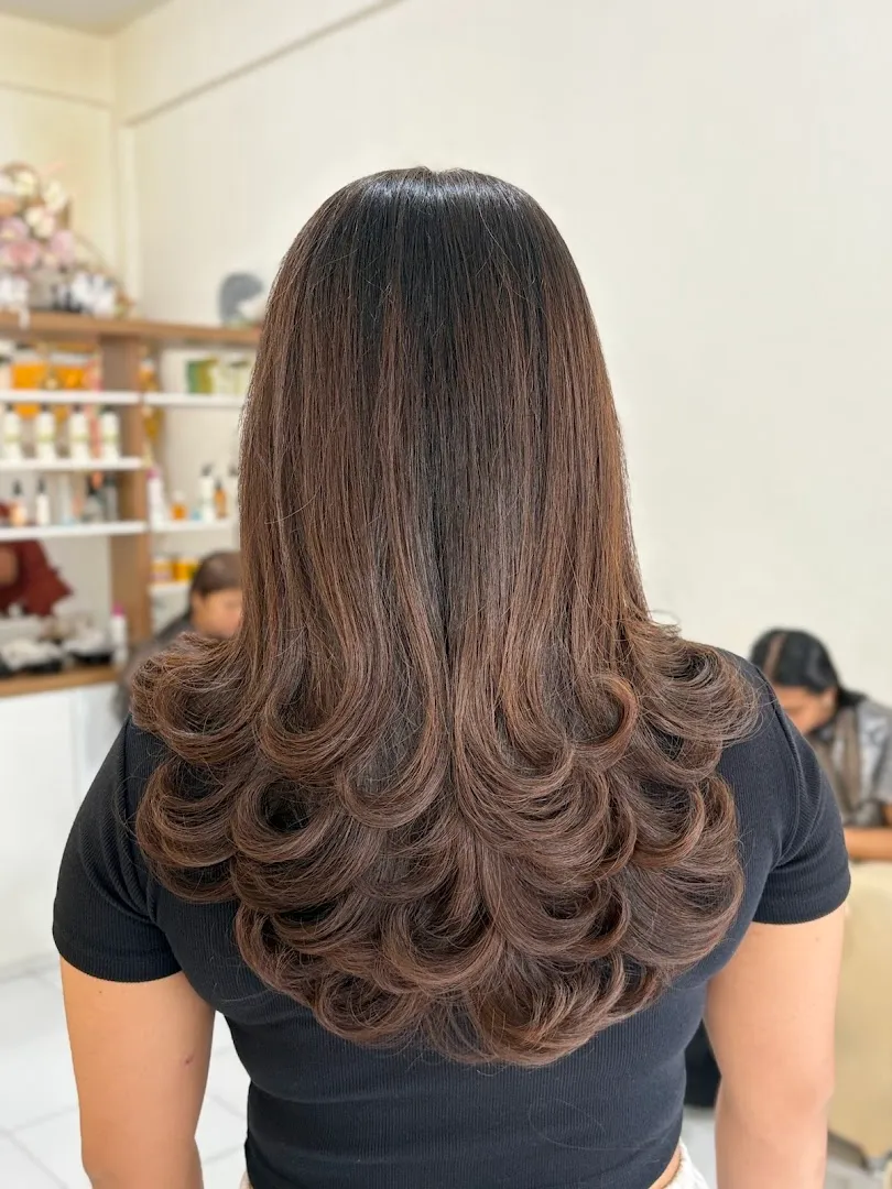 Glow Hair Studio 2