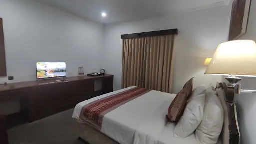Jimbarwana Hotel 1